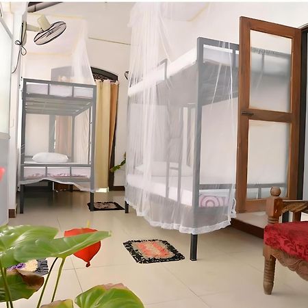 Traveller'S Hostel היקדואה מראה חיצוני תמונה