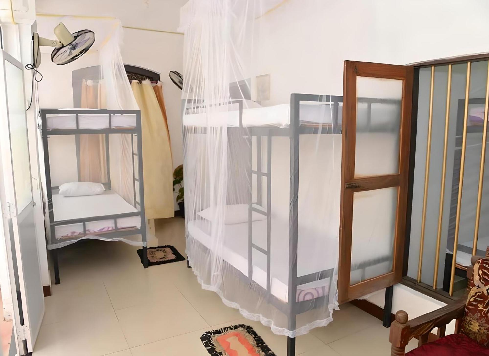 Traveller'S Hostel היקדואה מראה חיצוני תמונה