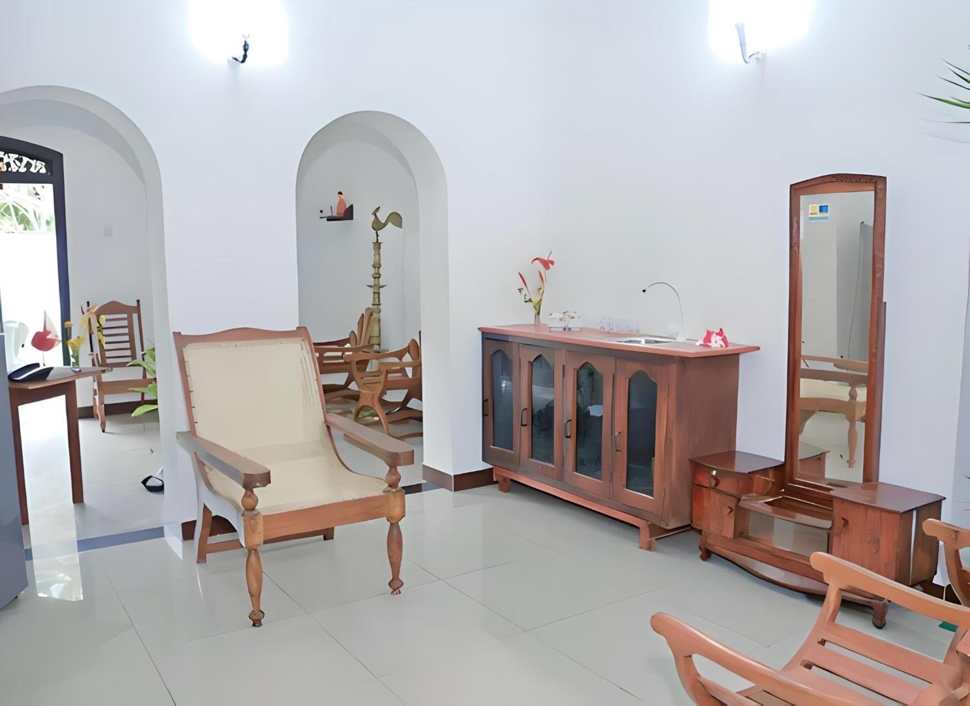Traveller'S Hostel היקדואה מראה חיצוני תמונה