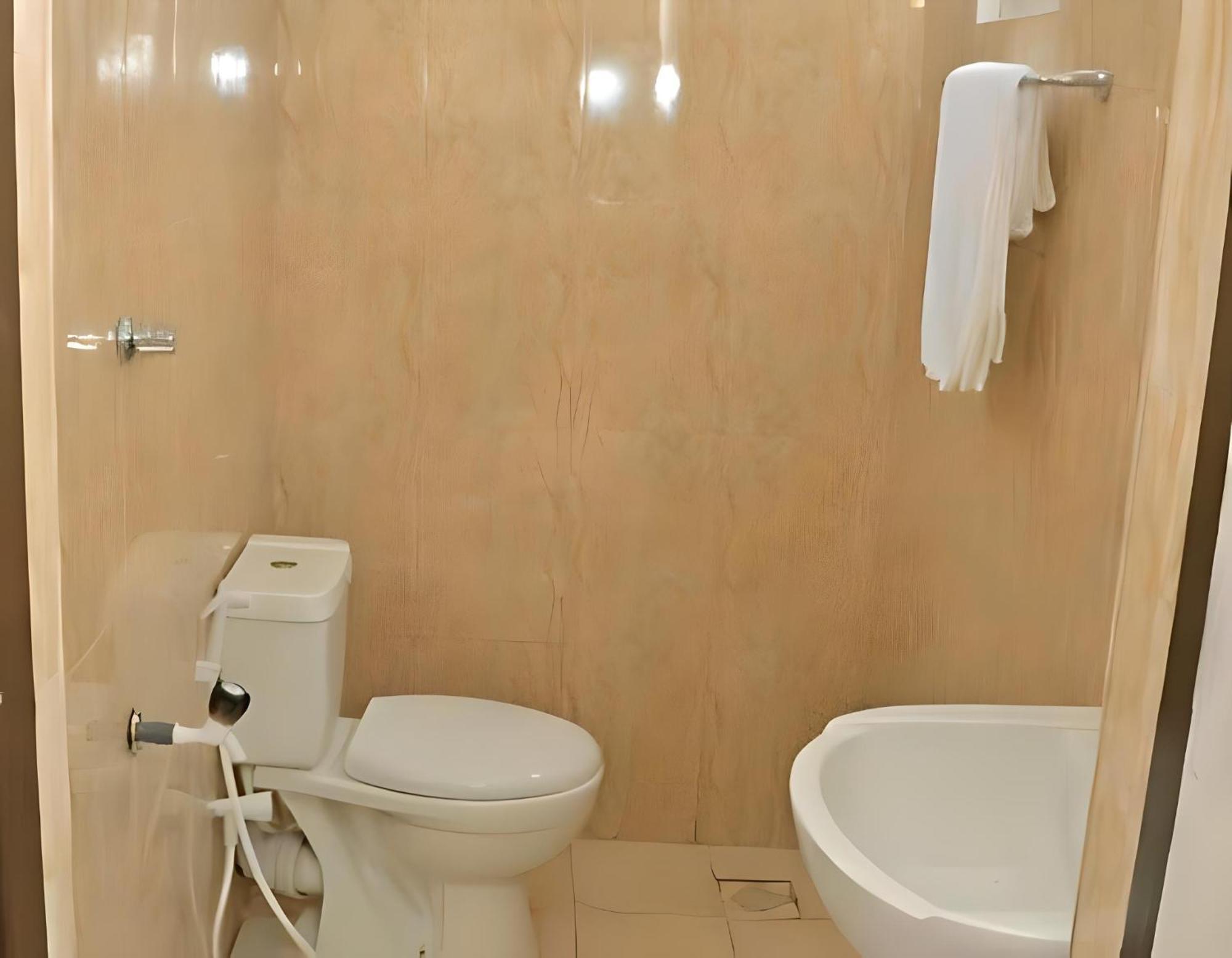 Traveller'S Hostel היקדואה מראה חיצוני תמונה