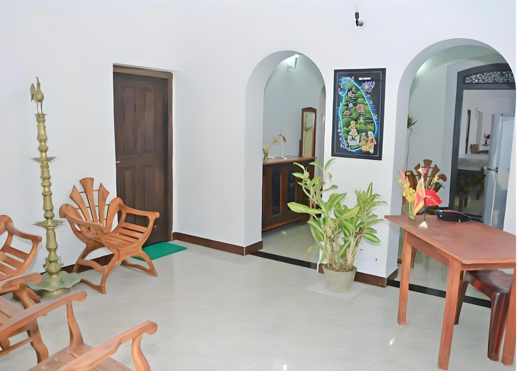 Traveller'S Hostel היקדואה מראה חיצוני תמונה